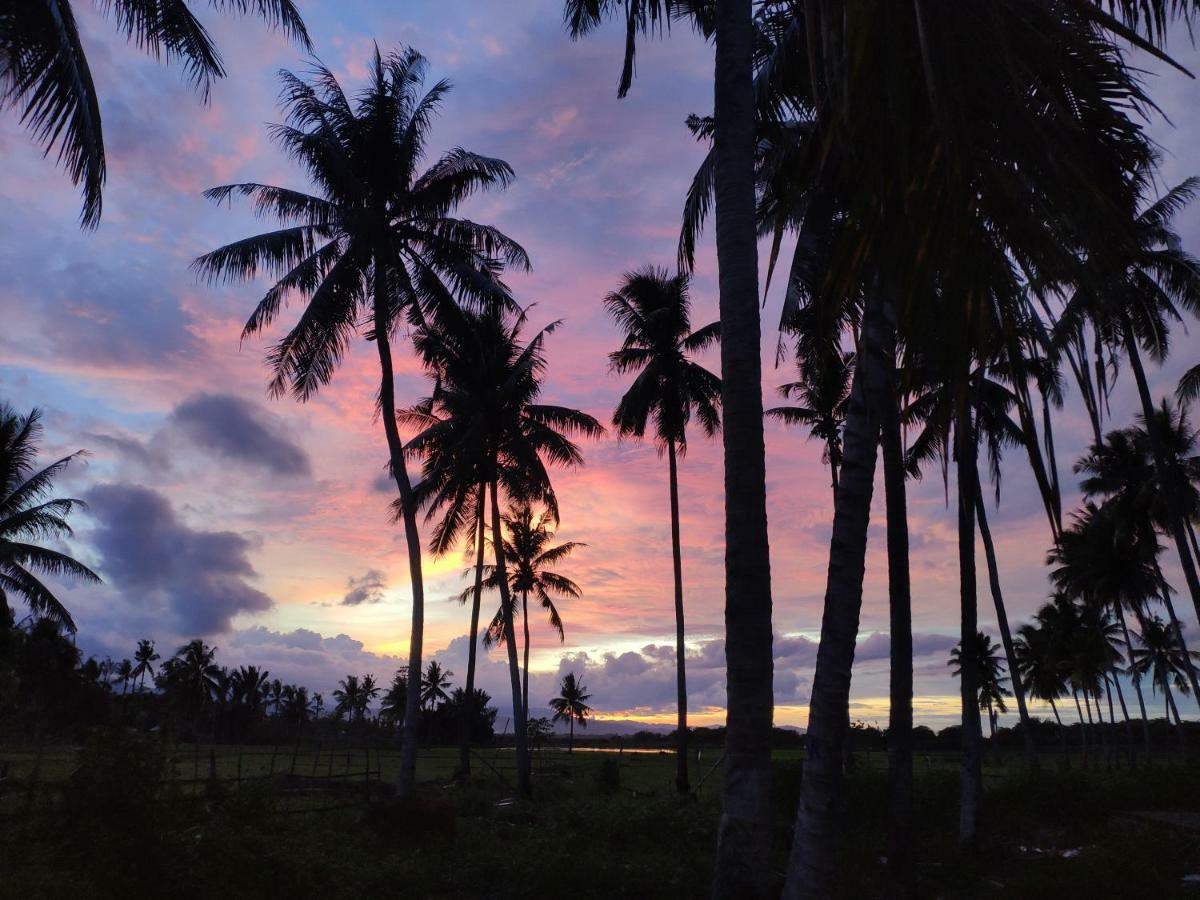 Sunset Homestay By Harry & Mimin Telaga Buitenkant foto