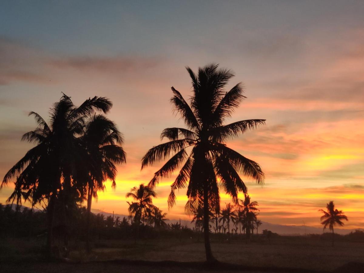 Sunset Homestay By Harry & Mimin Telaga Buitenkant foto
